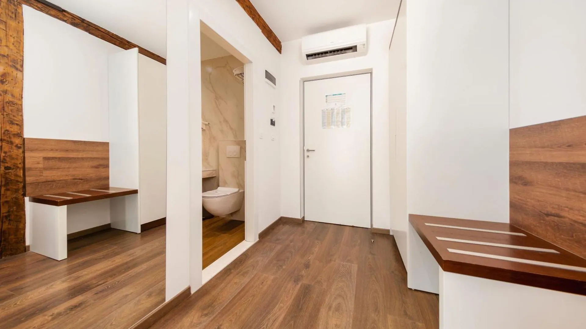 Azur Palace Luxury Rooms Σπλιτ 4*,  Κροατία