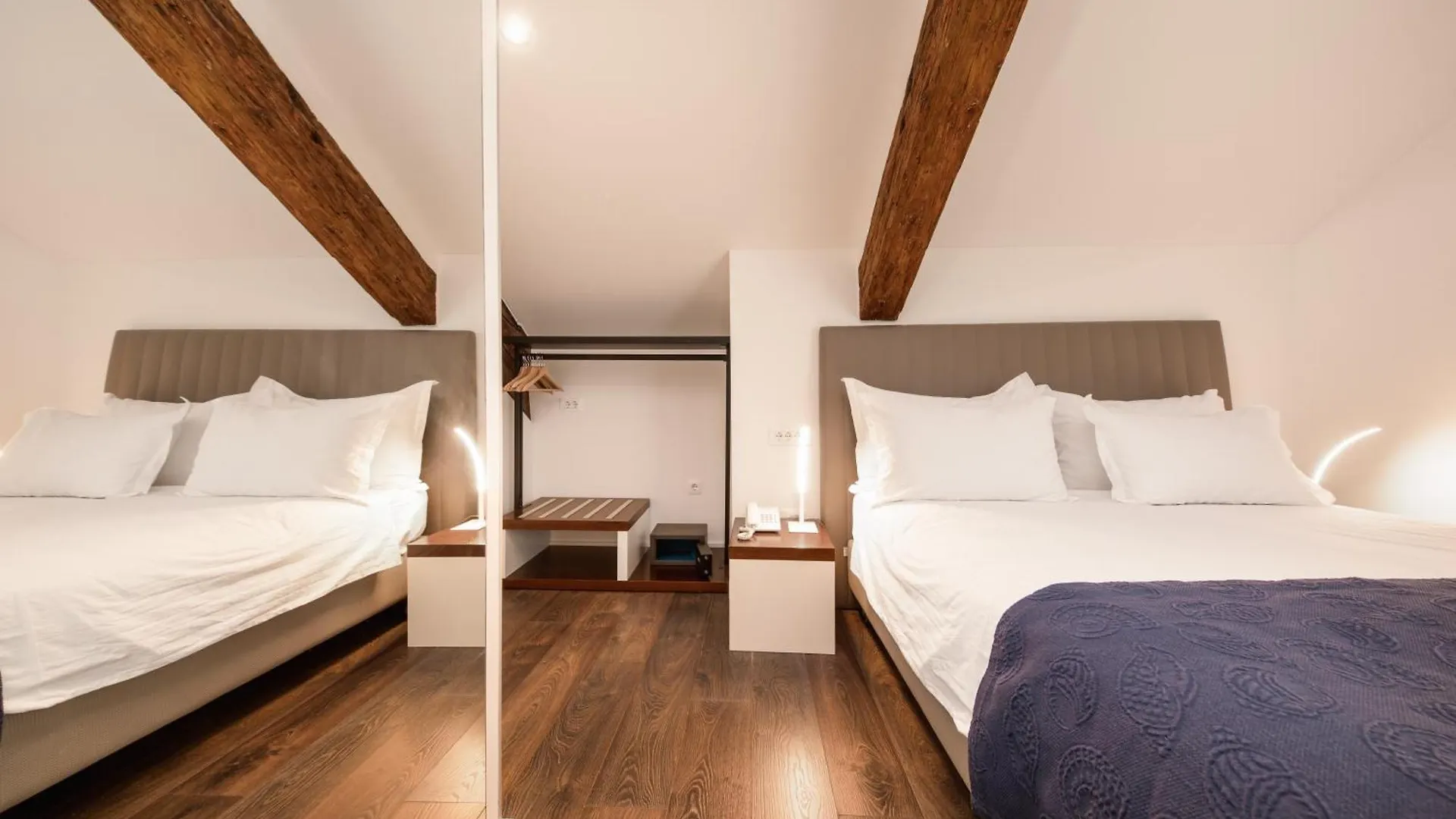 Azur Palace Luxury Rooms Σπλιτ Πανσιόν