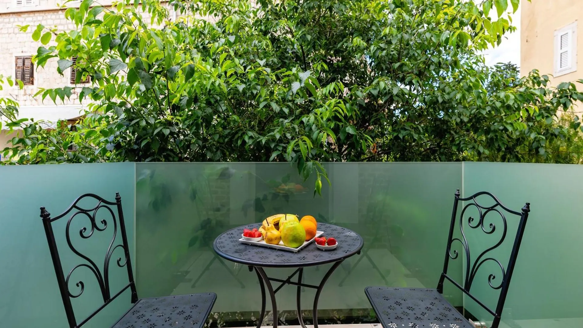 Azur Palace Luxury Rooms Σπλιτ 4*,